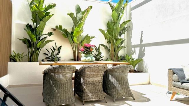 Marbella Center Beachfront With Private Patio ภายนอก รูปภาพ