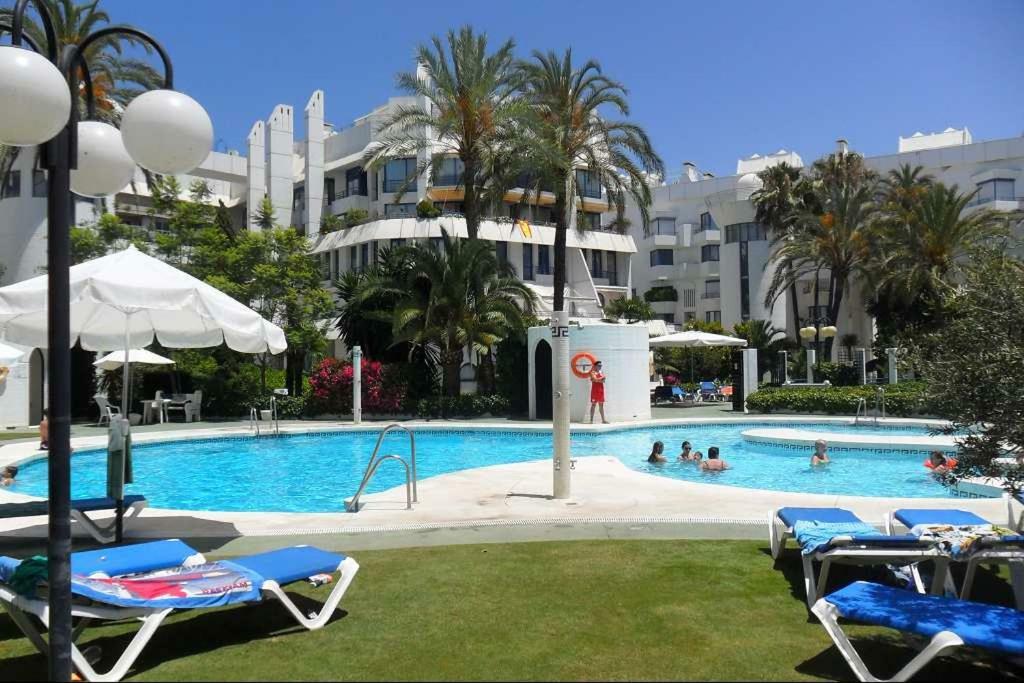 Marbella Center Beachfront With Private Patio ภายนอก รูปภาพ